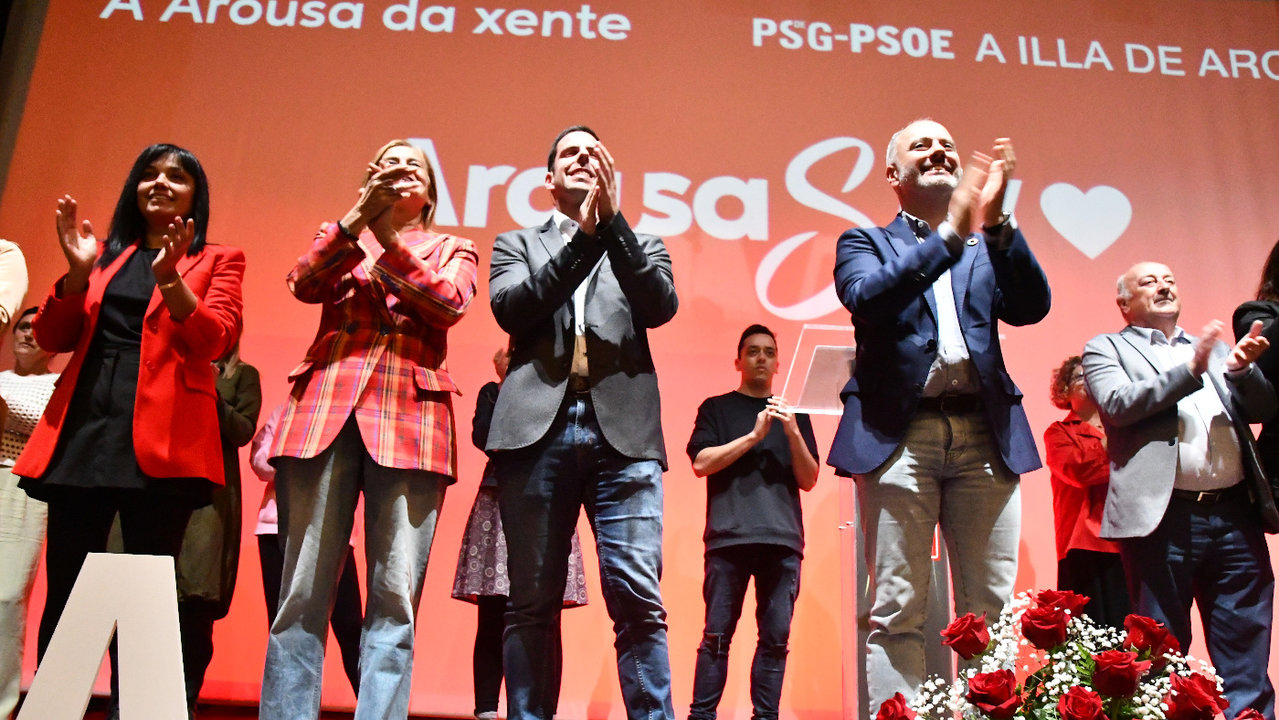 Presentación de Luis Arosa como candidato del PSOE en A Illa. DS