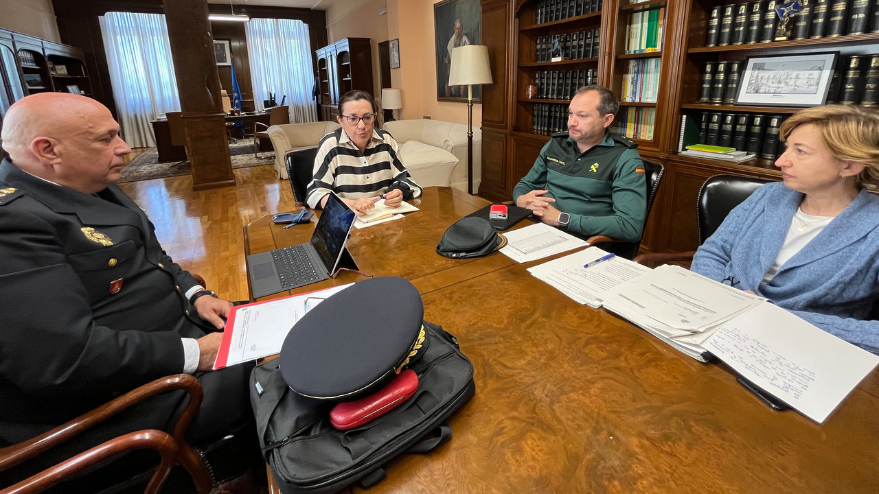  Reunión de coordinación del dispositivo de seguridad para el 28-M en Pontevedra. DP 