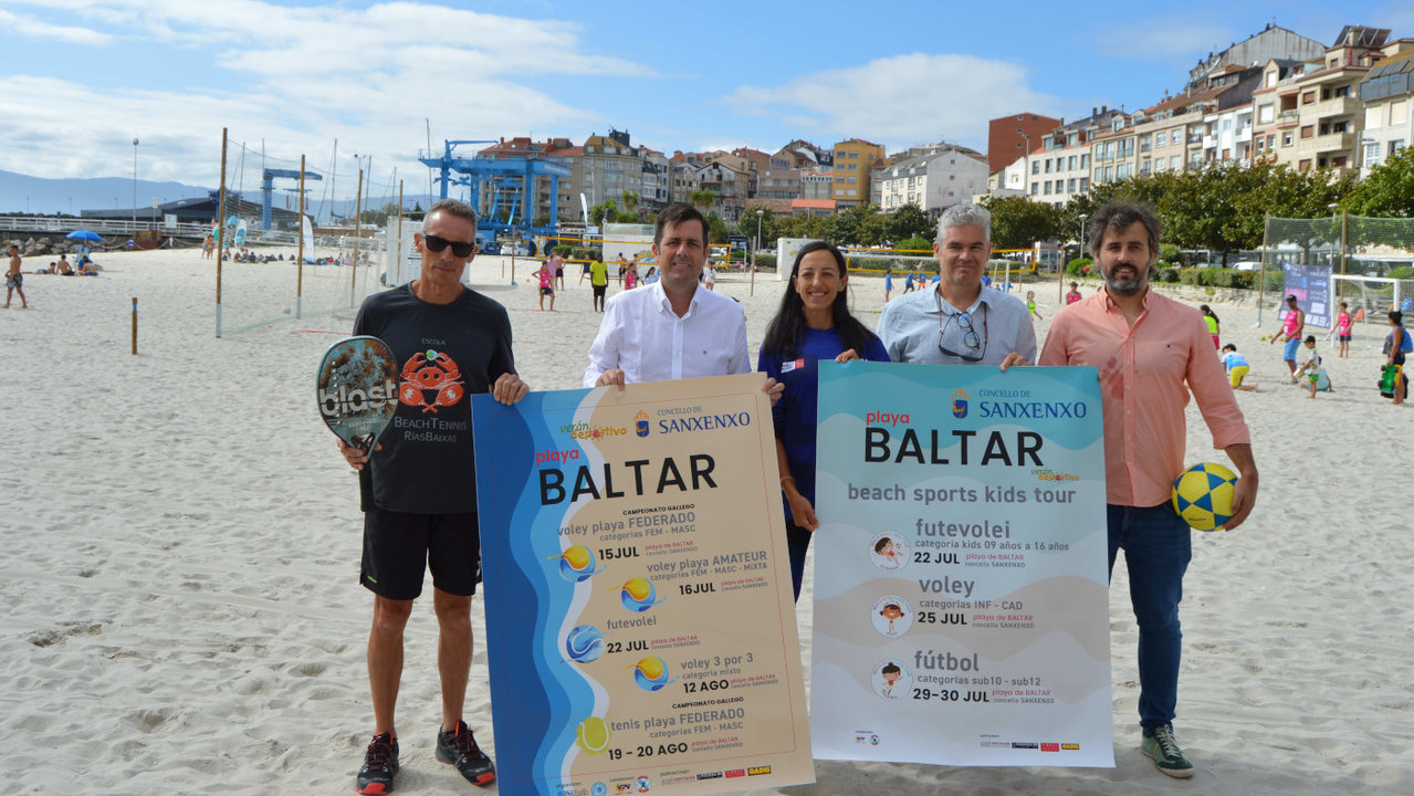 Presentación de las actividades deportivas en la playa de Baltar. DP