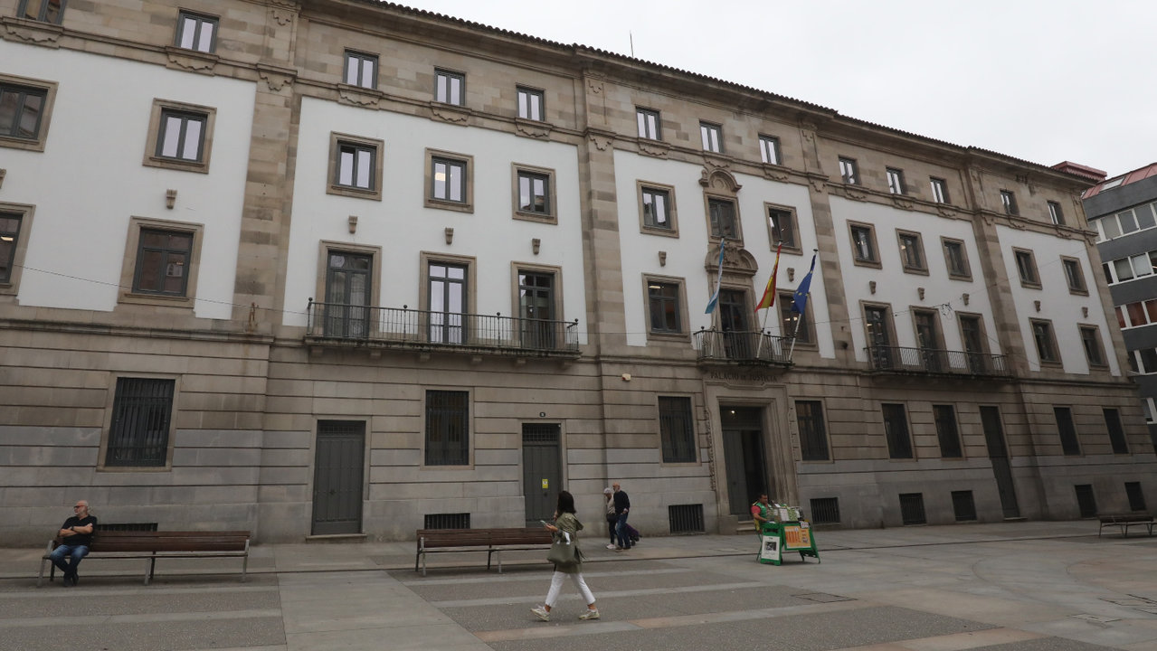  Exterior de la Audiencia Provincial de Pontevedra. DAVID FREIRE 